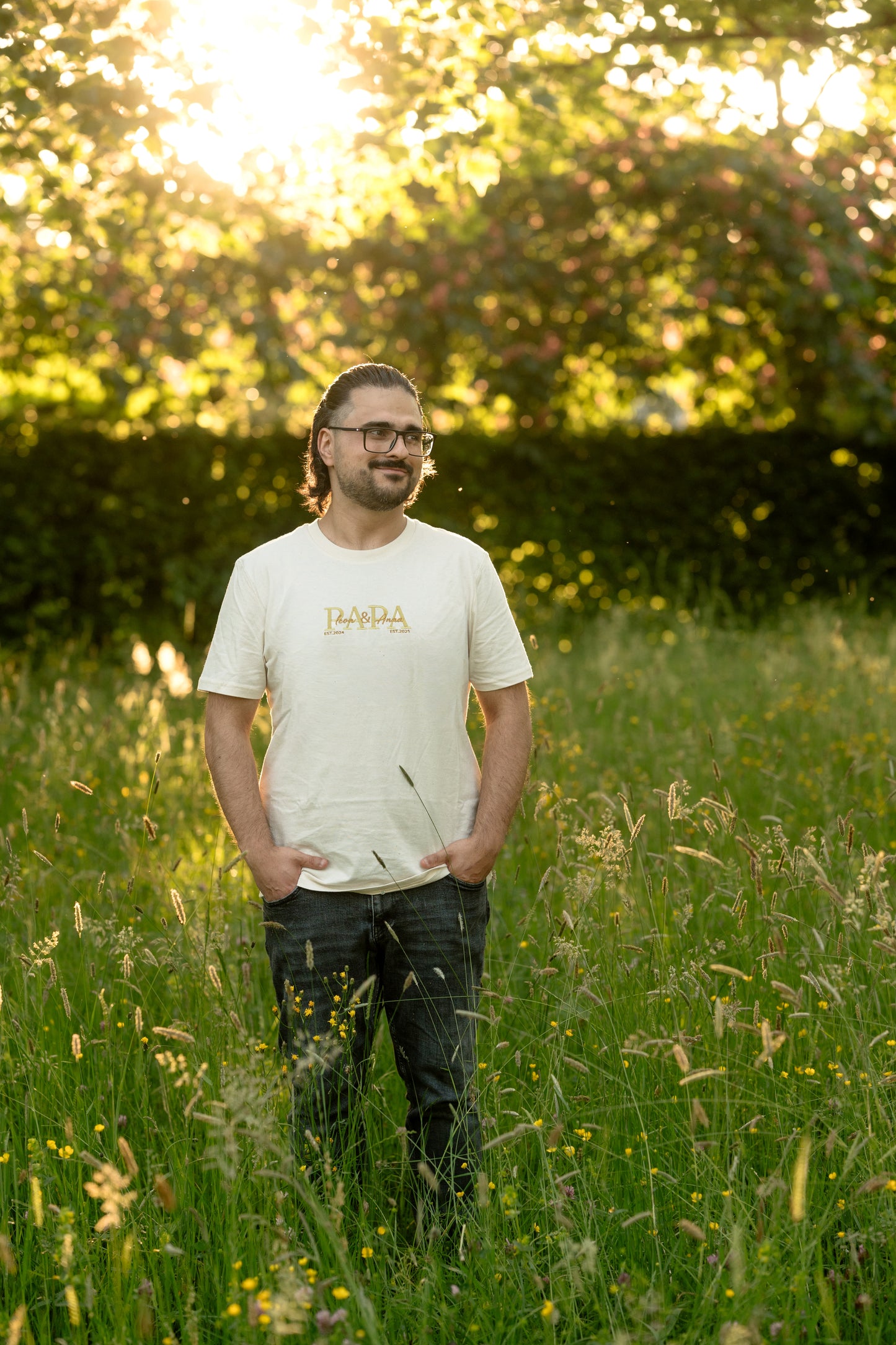 Personalisierter T-Shirt – Bestickt